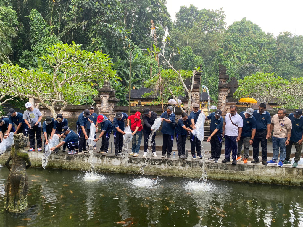 Bulan Bakti Gotong Royong Masyarakat Desa Mekar Bhuwana Tahun 2025